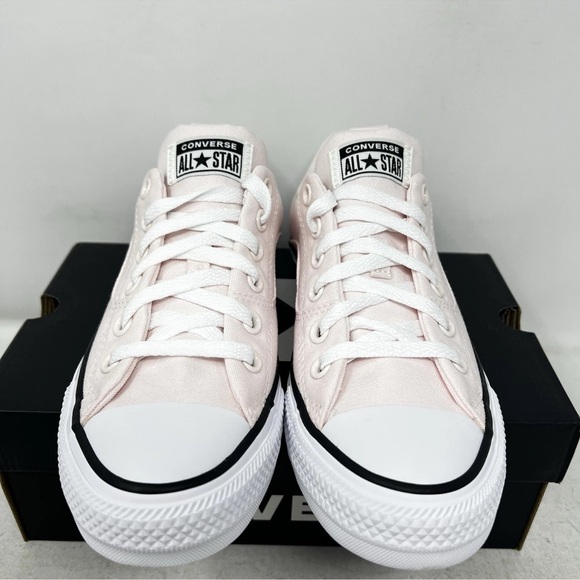 Converse Women's Light Pink Low-Top Sneakers Zise 10‎ NEW - Picture 9 of 13